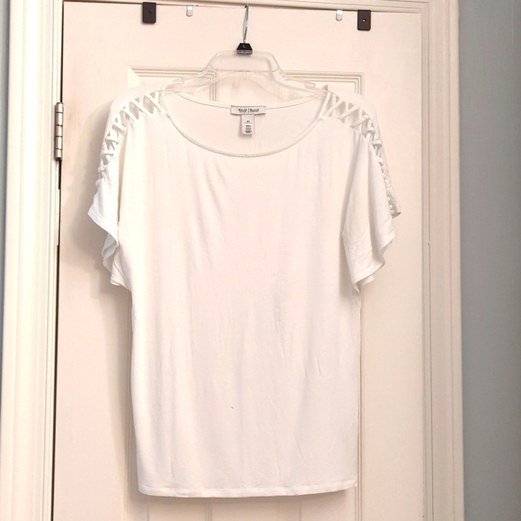 White House Black Market Tops - White House Black Market T-shirt with Cris Cross Pattern Shoulder, Size XS